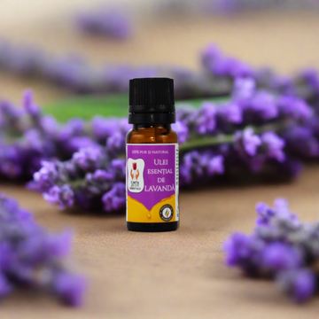 Ulei Esențial de Lavandă 10ml. Lasă natura să-ți mângâie simțurile și să-ți umple casa cu armonie. Pentru suflet. Pentru liniște. Pentru tine.